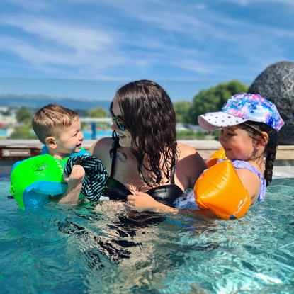 Image de Entrée Famille 1 adulte + 2 enfants